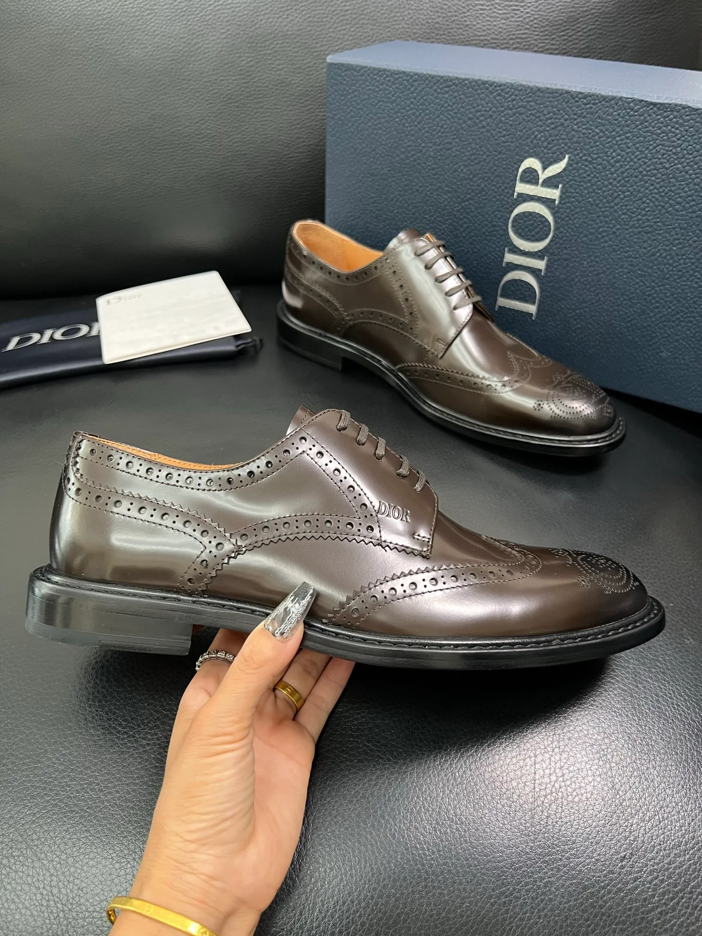 Men's shoes 💰940 Dior top purchasing agent, synchronized with Dior counters, original factory configuration, imported Italian cowhide, fully imported water-dyed cowhide lining, sole: original factory special supply, original sole super comfortable, original factory follow-up order 🔍🔍High quality, welcome to compare, code number 39-44 (can be ordered 38 45 46) 85868
